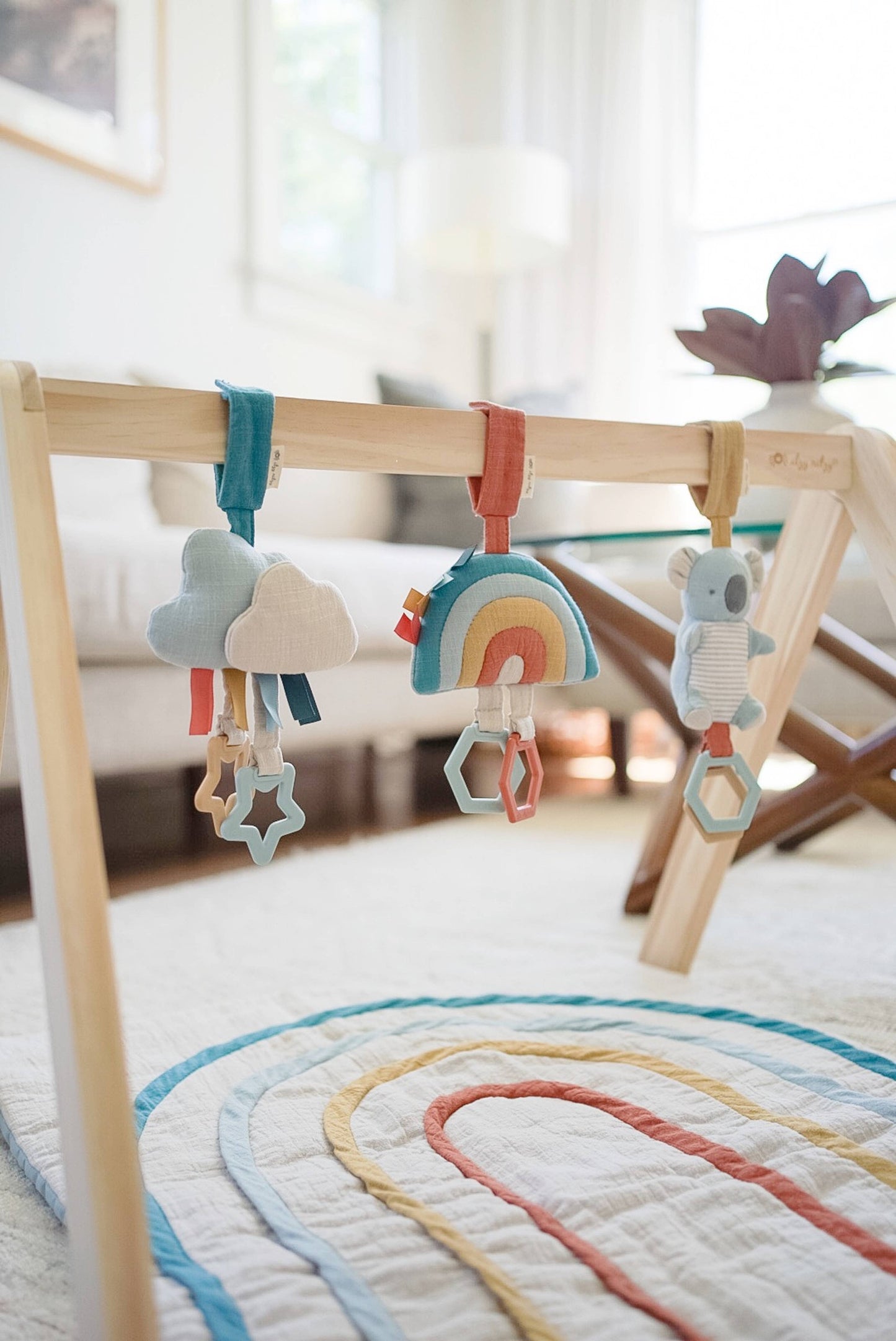 Bitzy Bespoke Ritzy Jingle Attachable Travel Toy: Cloud