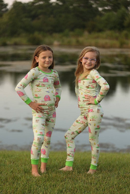 Barnyard Friends Two Piece Set